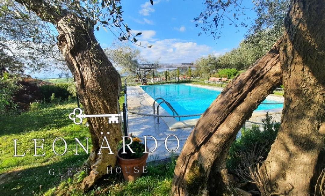 Апартаменты Leonaerdo Guests House Паникале Экстерьер фото